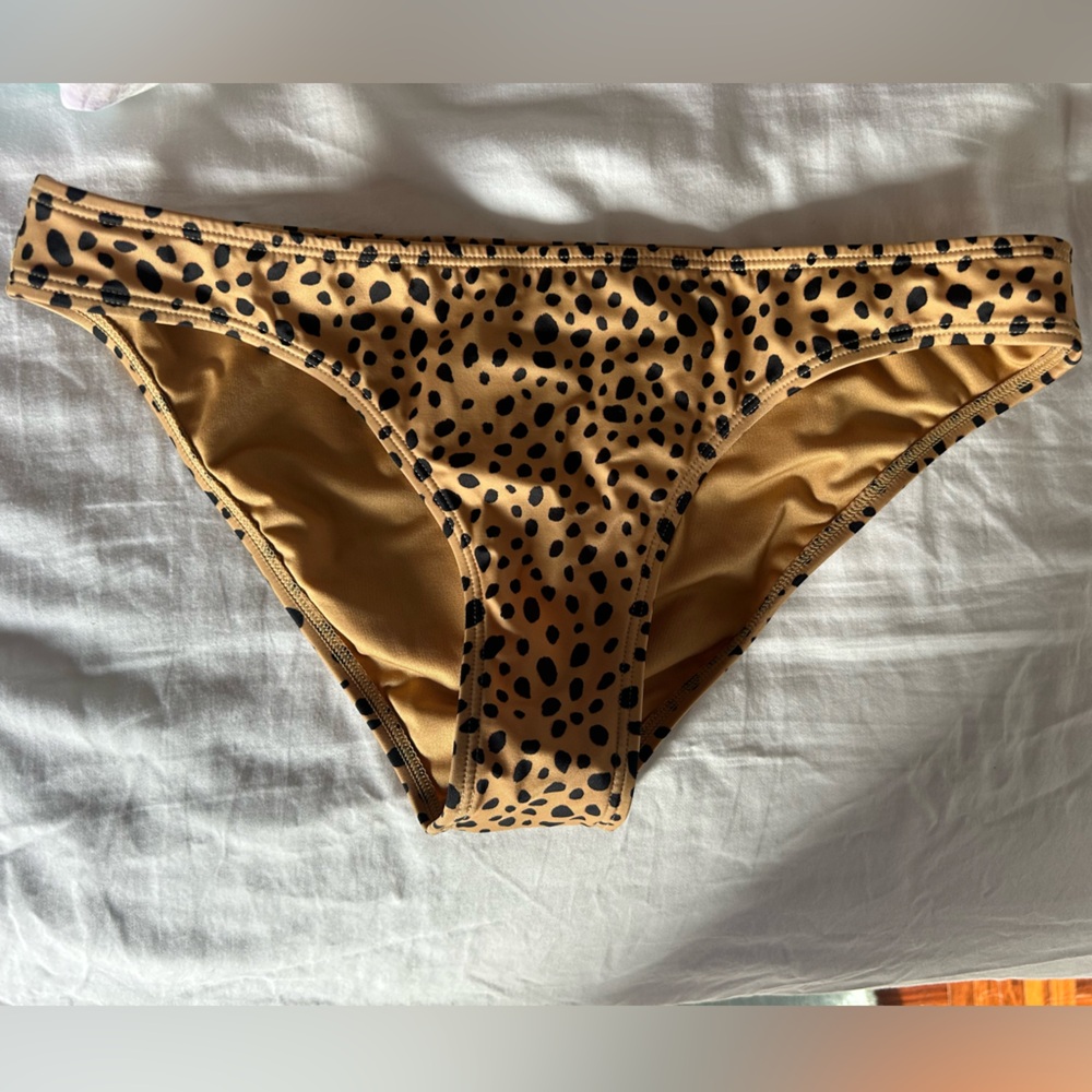 Billabong cheetah print bottoms